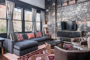 80 Lex 201 Exquisite Downtown Apt